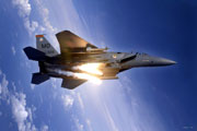 F-15鹰式战斗机高清桌面壁纸