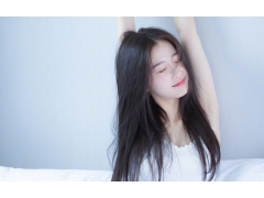  虞书欣甜美图片 