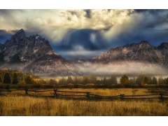  山谷 围栏 雾 4K风景图片 